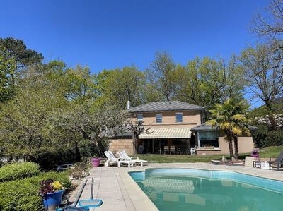 /international/fr/brive-la-gaillarde-limousin-310107298931/