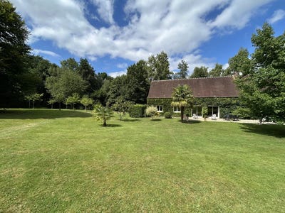 /international/fr/mortagne-au-perche-la-basse-normandie-310106159152/