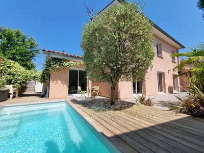 /international/fr/decines-charpieu-rhone-310108464981/