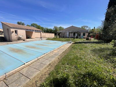 /international/fr/lezan-languedoc-roussillon-310099811412/?lang=de