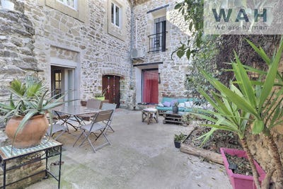 /international/fr/lunel-languedoc-roussillon-310107238886/