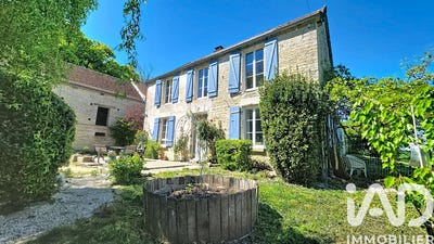 /international/fr/cruzy-le-chatel-burgundy-310107579079/