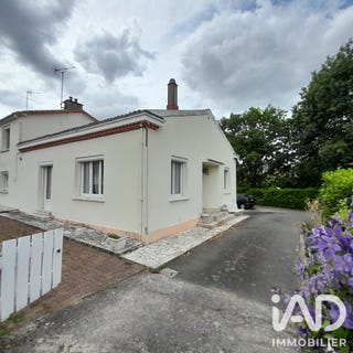 /international/fr/largeasse-charente-310109147190/