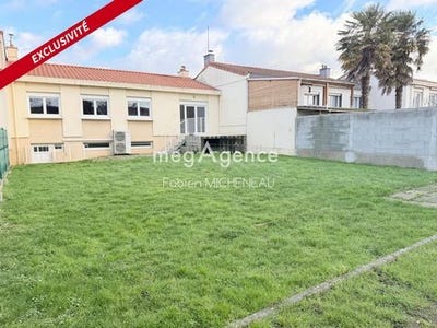 /international/fr/cholet-pays-de-la-loire-310108648854/