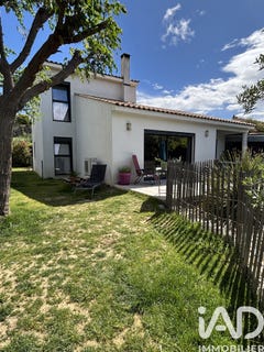 /international/fr/pezenas-languedoc-roussillon-310108154711/