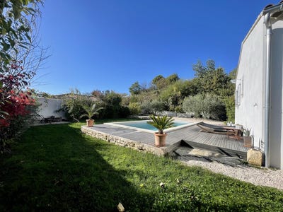 /international/fr/malemort-du-comtat-provence-alpes-cote-d-azur-310100648131/