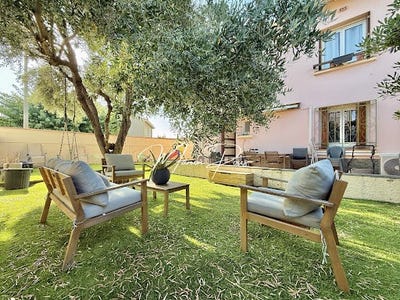 /international/fr/saint-esteve-provence-alpes-cote-d-azur-310101495803/