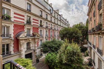 /international/fr/paris-9eme-ile-de-france-310120047873/