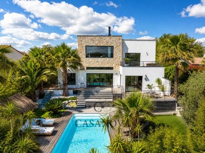 /international/fr/saint-gely-du-fesc-languedoc-roussillon-310108764432/