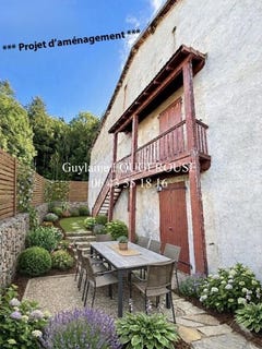 /international/fr/saint-antheme-auvergne-310109096057/
