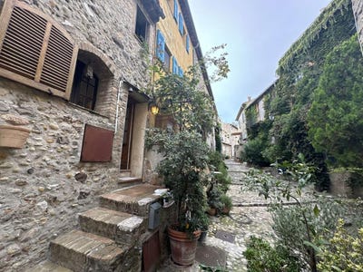 /international/fr/cagnes-sur-mer-provence-alpes-cote-d-azur-310104616086/