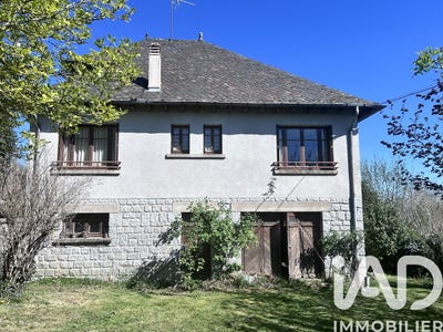 /international/fr/leucamp-auvergne-310107369696/