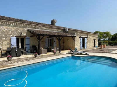 /international/fr/montcaret-aquitaine-310100298646/