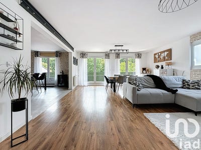 /international/fr/la-montagne-pays-de-la-loire-310100007919/