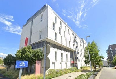 /international/fr/saint-nazaire-languedoc-roussillon-310103539337/