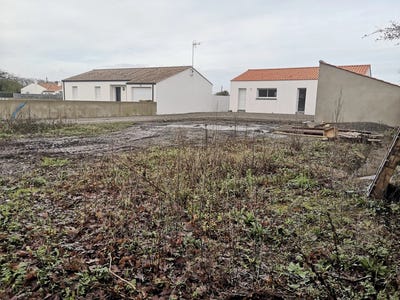 /international/fr/challans-pays-de-la-loire-310097271819/