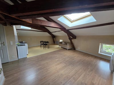 /international/fr/quincie-en-beaujolais-rhone-310108869974/