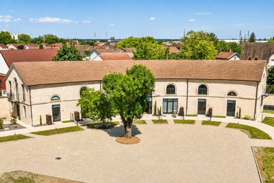 /international/fr/beaune-burgundy-310107649038/