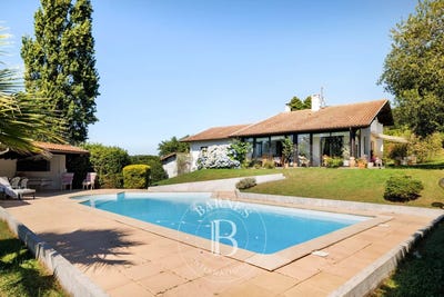 /international/fr/bassussarry-aquitaine-310107598594/