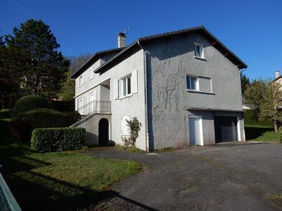 /international/fr/saint-julien-chapteuil-auvergne-310109097132/