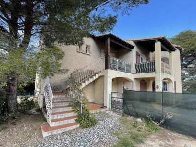 /international/fr/saint-mitre-les-remparts-provence-alpes-cote-d-azur-310101203467/?lang=zh-tw