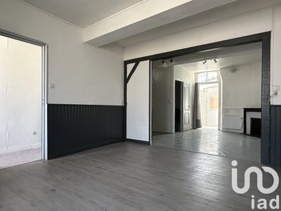 /international/fr/saint-julien-du-sault-burgundy-310098388522/