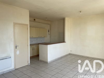 /international/fr/ancy-le-franc-burgundy-310108420851/