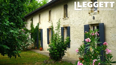 /international/fr/sauveterre-de-guyenne-aquitaine-310098795689/?lang=zh-cn