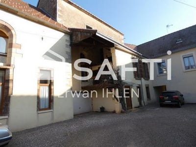 /international/fr/luxeuil-les-bains-franche-comte-310103412160/
