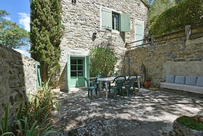 /international/fr/langlade-languedoc-roussillon-310103802528/