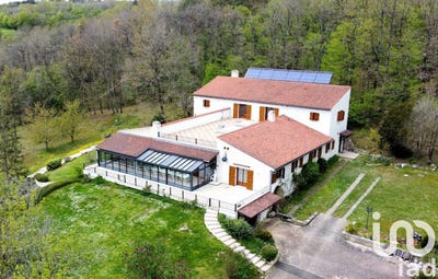 /international/fr/nanteau-sur-lunain-ile-de-france-310097007553/