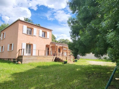 /international/fr/quissac-languedoc-roussillon-310108264385/