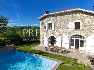/international/fr/hastingues-aquitaine-310107950941/?lang=th