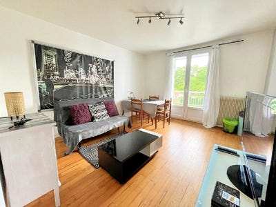 /international/fr/bayonne-aquitaine-310099618937/