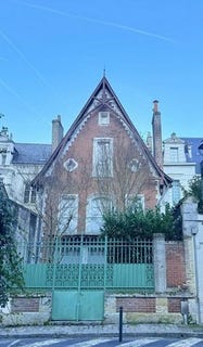/international/fr/amboise-centre-val-de-loire-310108842475/?lang=th