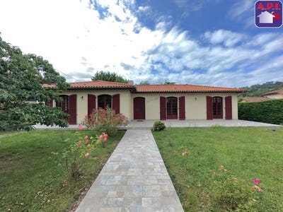 /international/fr/saint-girons-midi-pyrenees-310101486862/