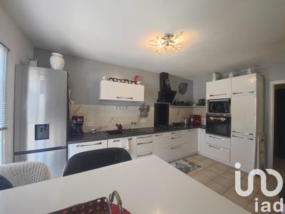 /international/fr/rousson-centre-val-de-loire-310102412217/