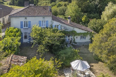 /international/fr/beaussac-aquitaine-310105831652/