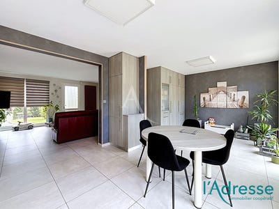 /international/fr/l-huisserie-pays-de-la-loire-310108778551/