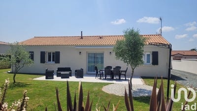 /international/fr/les-velluire-sur-vendee-pays-de-la-loire-310099945826/?lang=zh-tw