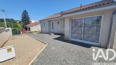 /international/fr/loudun-charente-310107520367/