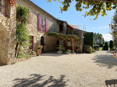 /international/fr/barjac-languedoc-roussillon-120092264731/