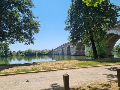 /international/fr/moissac-midi-pyrenees-310108553348/