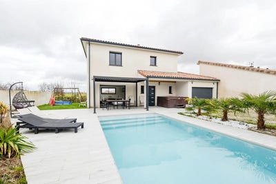 /international/fr/merville-calais-310107972256/