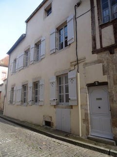 /international/fr/beaune-burgundy-310101823379/