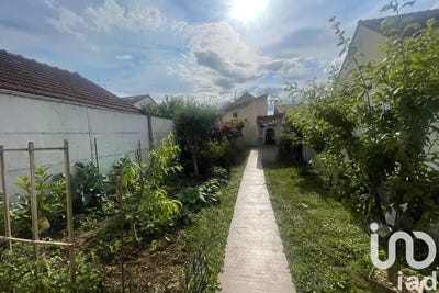 /international/fr/villeneuve-le-roi-ile-de-france-310100178431/