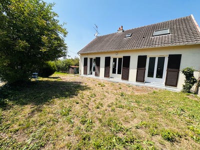 /international/fr/blois-centre-val-de-loire-310108860837/