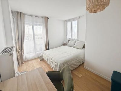 /international/fr/tours-centre-val-de-loire-310106335251/