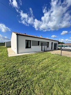 /international/fr/port-d-envaux-charente-310108652034/?lang=pt