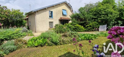 /international/fr/vallereuil-aquitaine-310108209701/